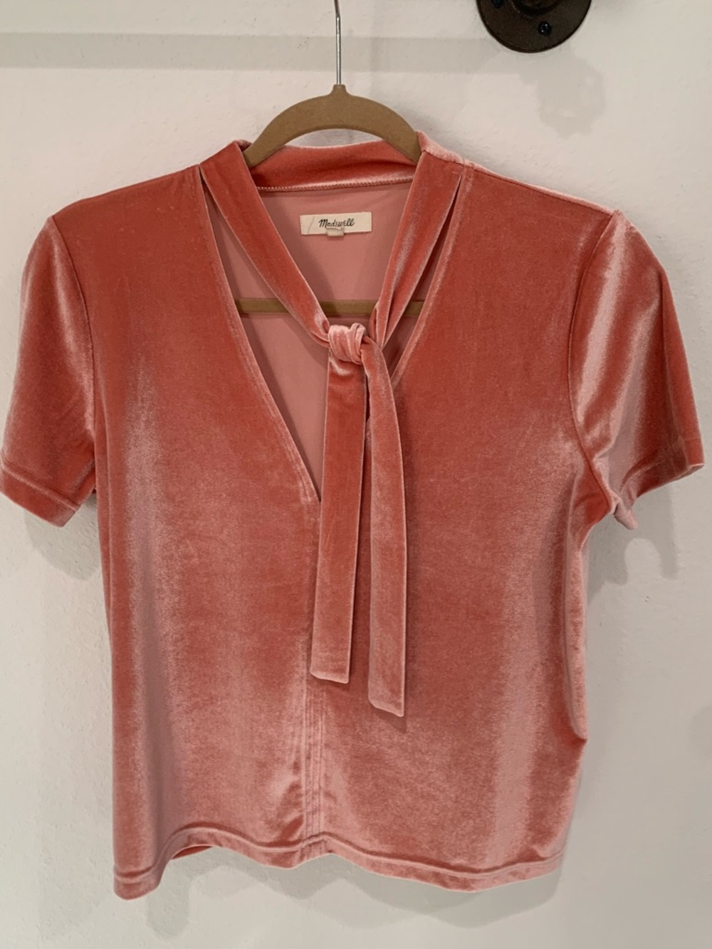 Women’s Madewell Velvet Tie-Neck Top, Short Sleeve Shirt in Dusty Rose, Small